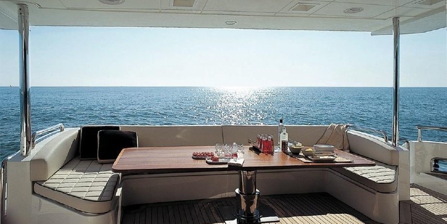 Azimut 85