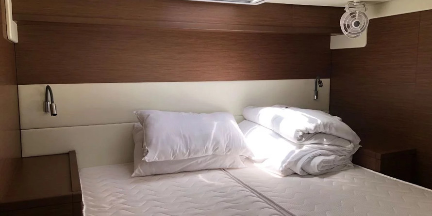 Lagoon 52 F