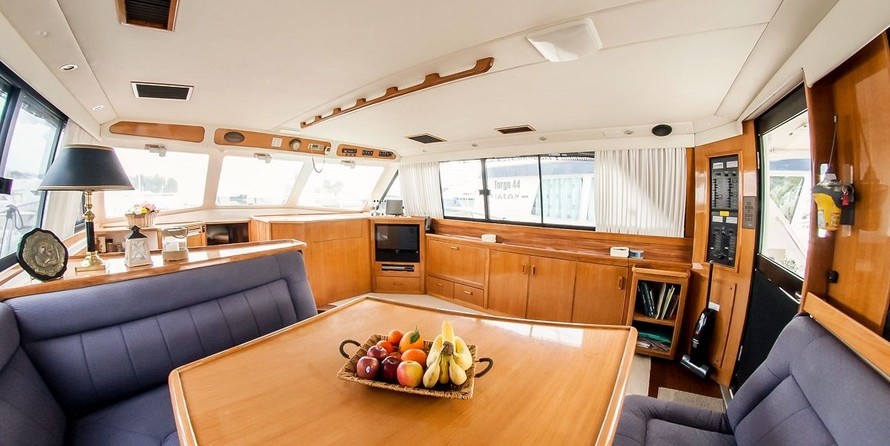 Riviera 48 Offshore Express