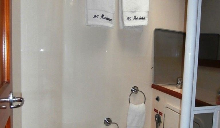 Riviera 48 Offshore Express