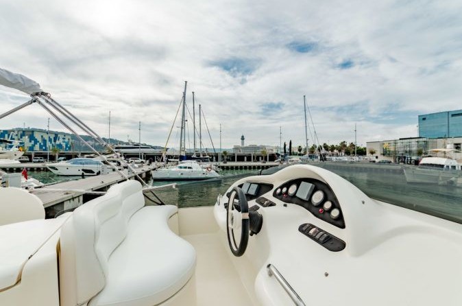 Azimut 46