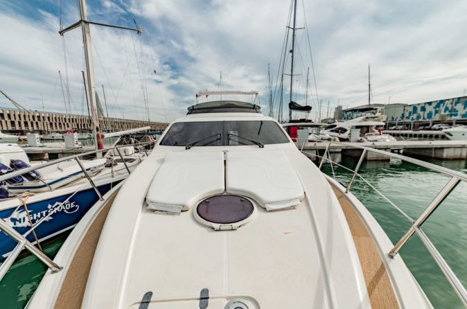 Azimut 46