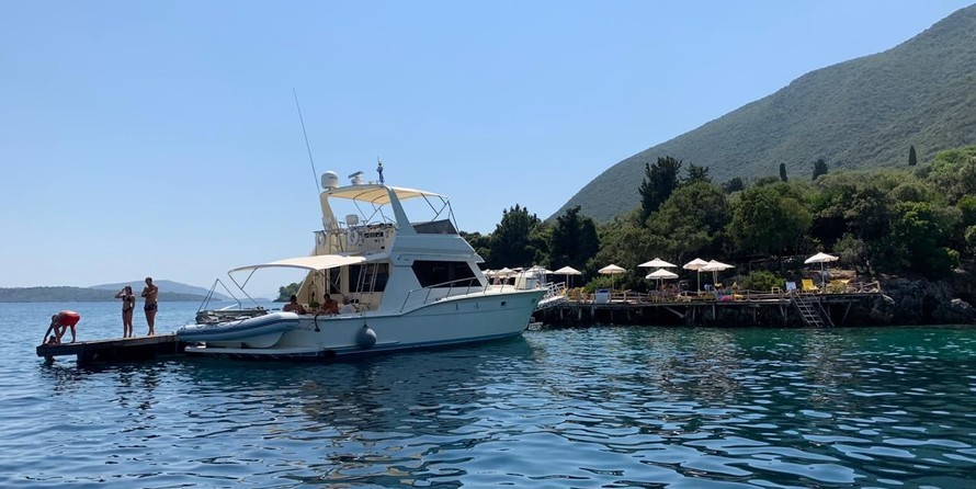 Hatteras 77 Convertible