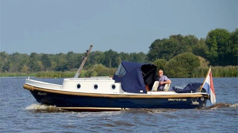 Victoria croisière trimaran de plongée