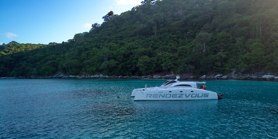 Стелс Мираж 44