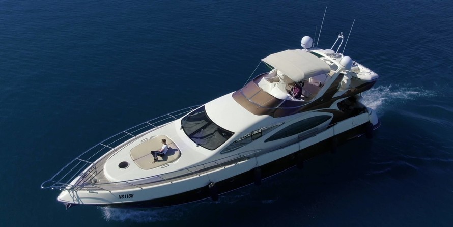 Azimut 68