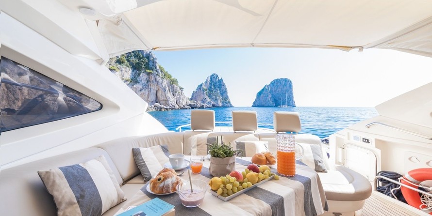 Azimut 55