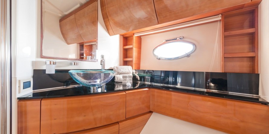 Azimut 55