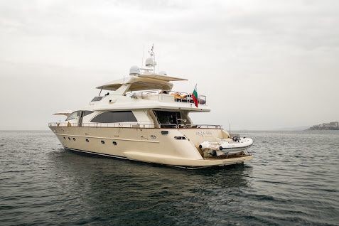 Falcon Yachts 90