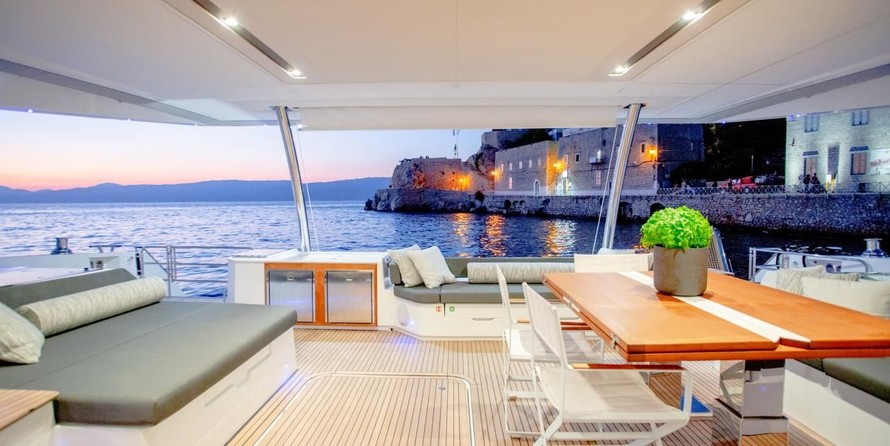 Fountaine Pajot Alegria 67