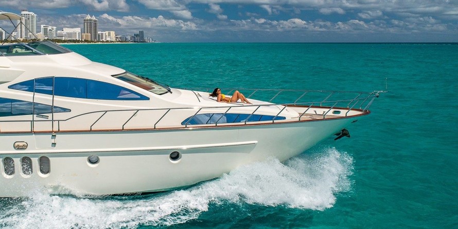 Azimut 80
