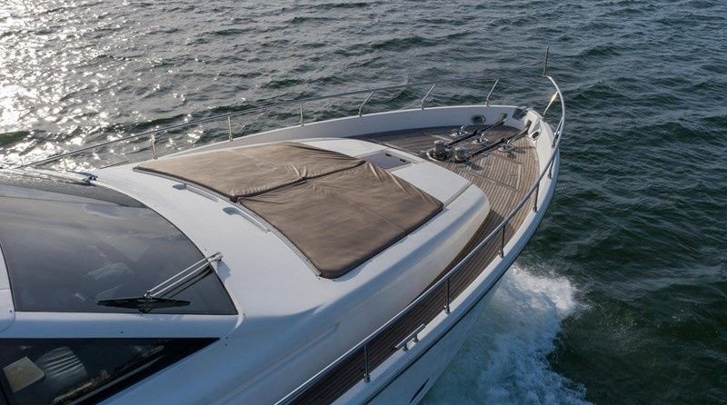 Ferretti 80