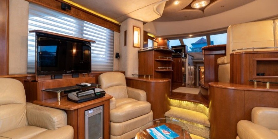 Ovation 52