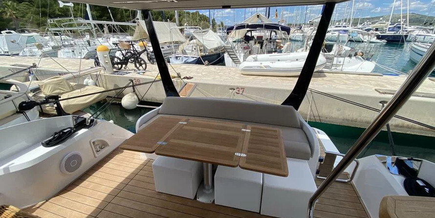 Sessa Fly 47