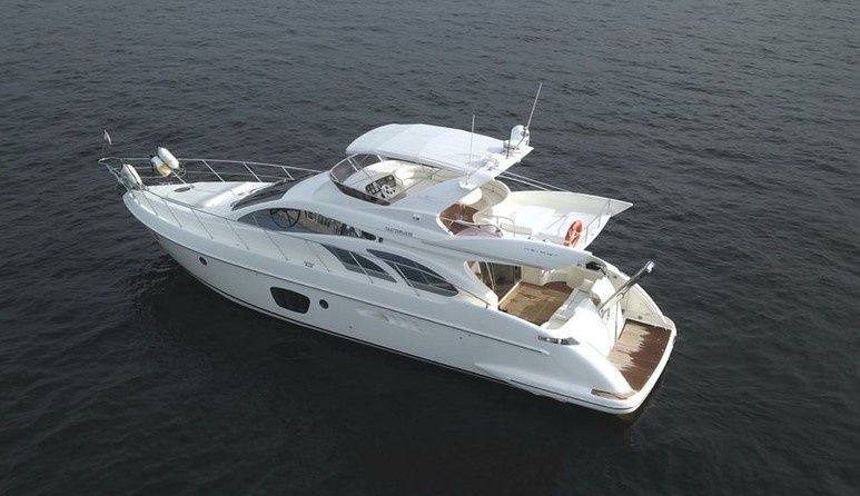Azimut 55