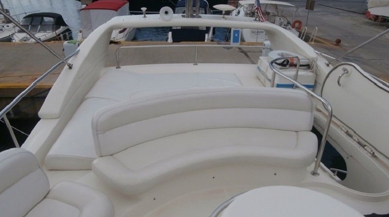 Azimut 46