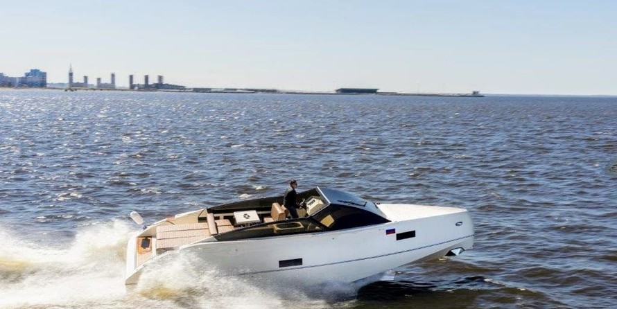 Velvette Cruiser 33 Intelligent