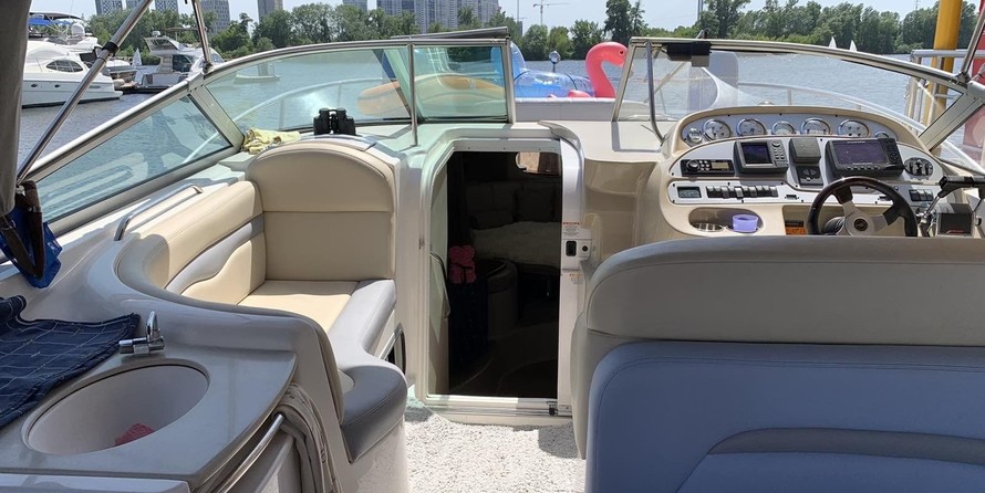 Chaparral 320