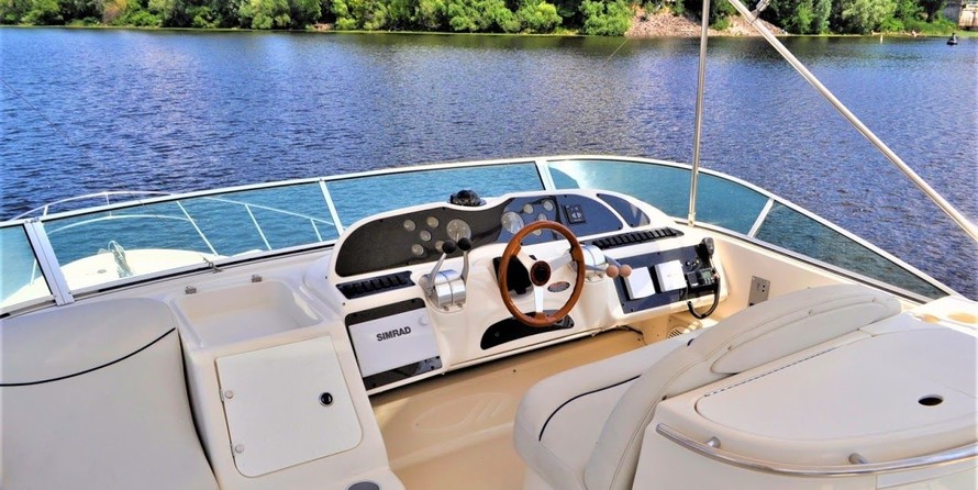 Maxum 2400