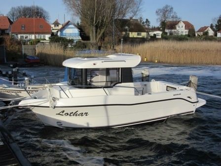 Quicksilver 690 Arvor