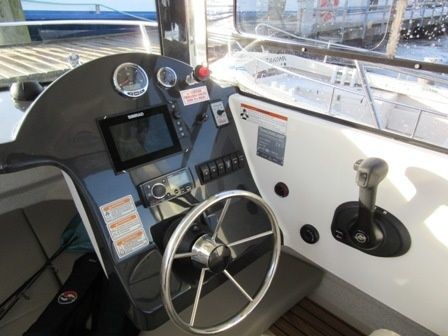 Quicksilver 690 Arvor