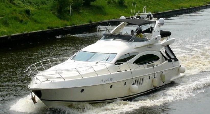 Azimut 68