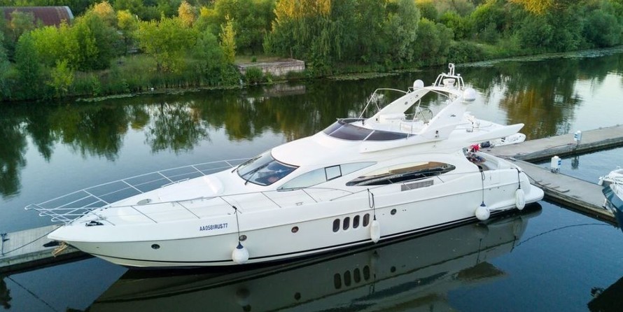 Azimut 68