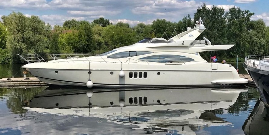 Azimut 68