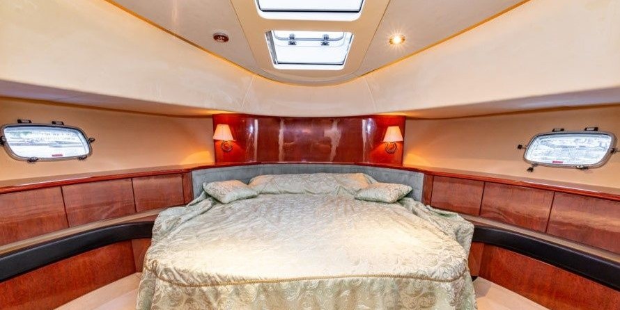 Fairline 74 Squadron