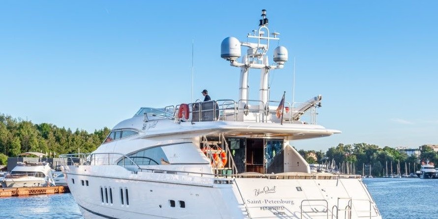 Fairline 74 Squadron