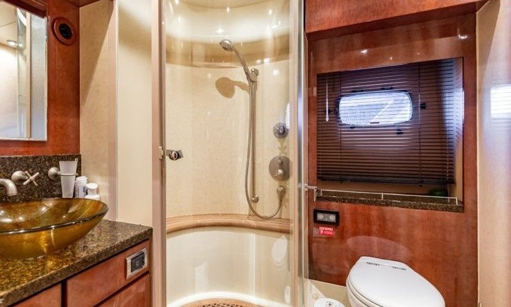 Fairline 74 Squadron