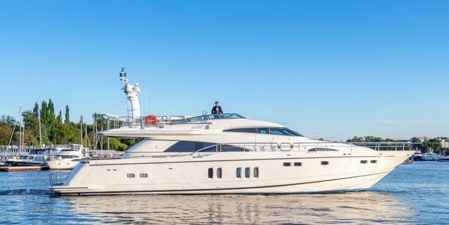 Fairline 74 Squadron