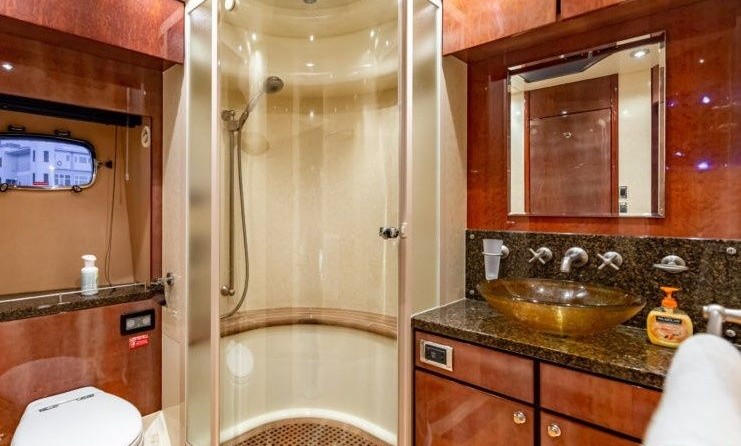 Fairline 74 Squadron