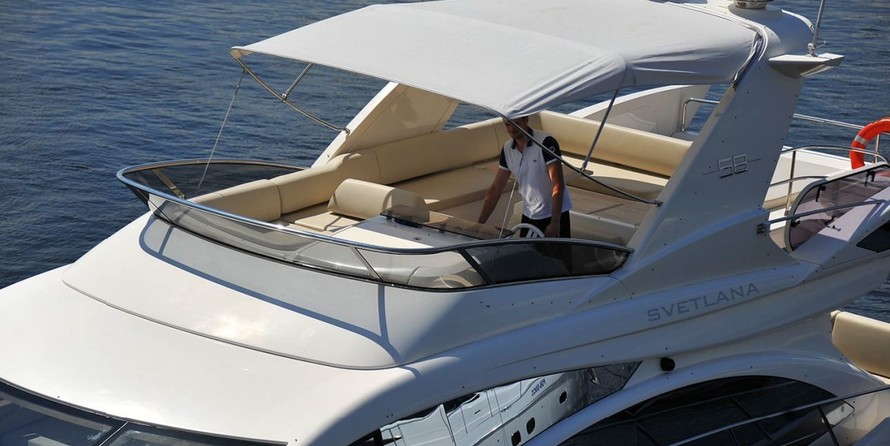 Azimut 58