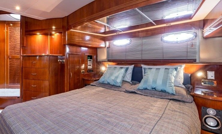 Carver 56 Voyager SE
