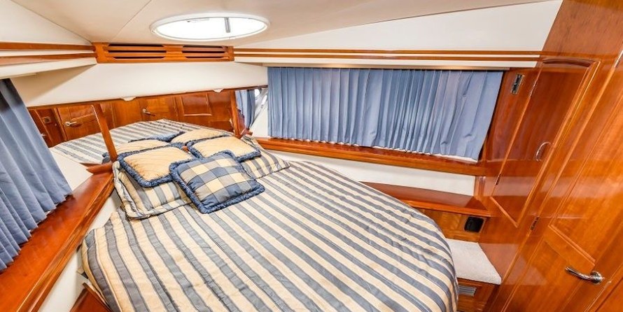 Carver 56 Voyager SE