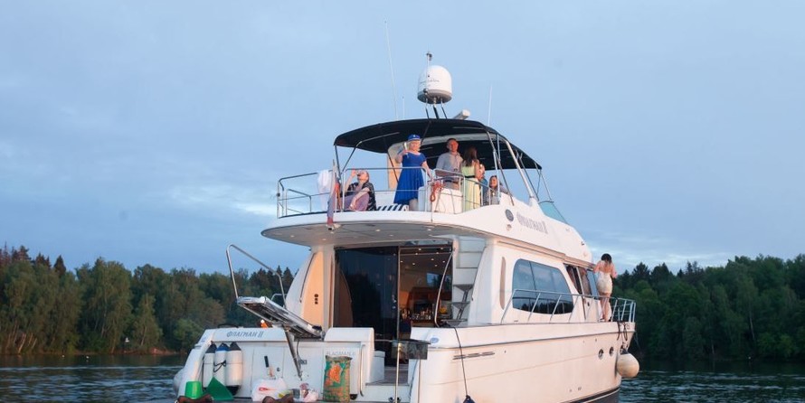 Carver 56 Voyager SE