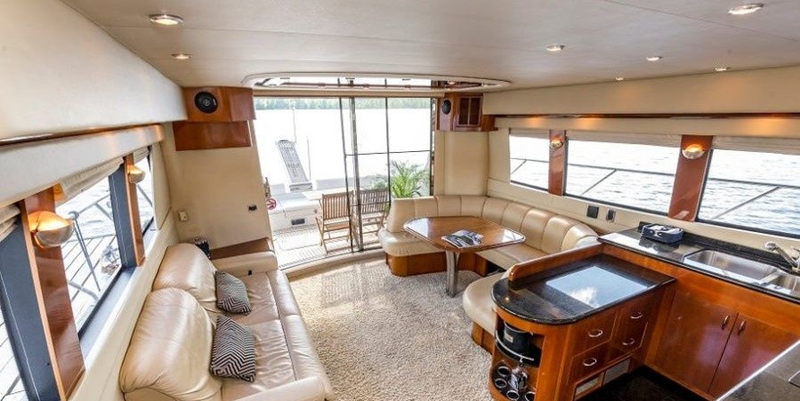 Carver 56 Voyager SE