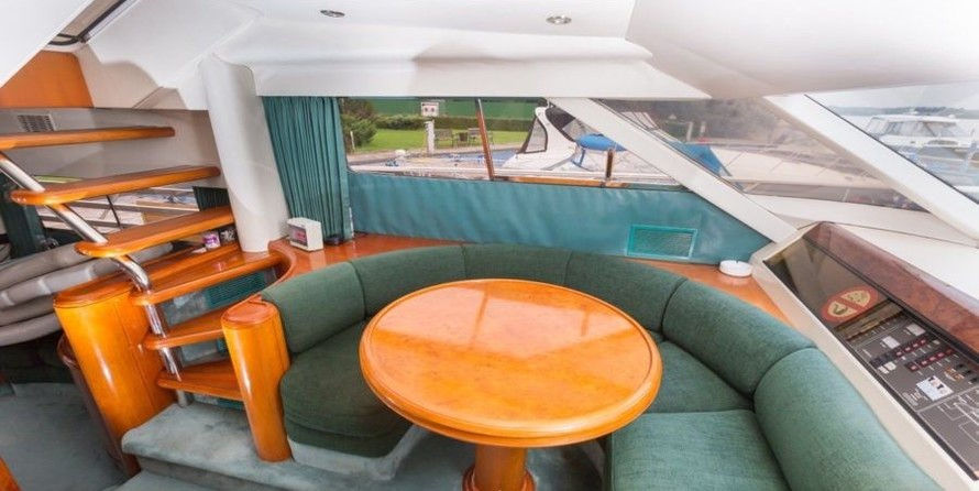 Fairline Squadron 59