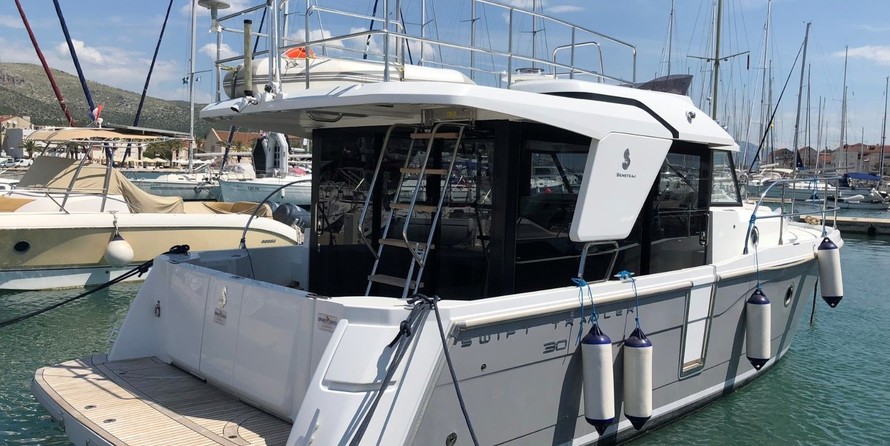 Beneteau Swift Trawler 30