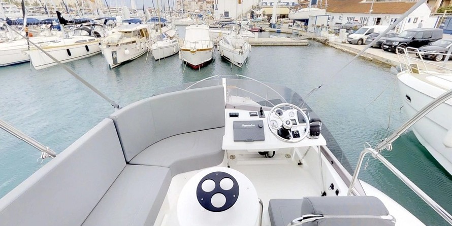Beneteau Swift Trawler 30