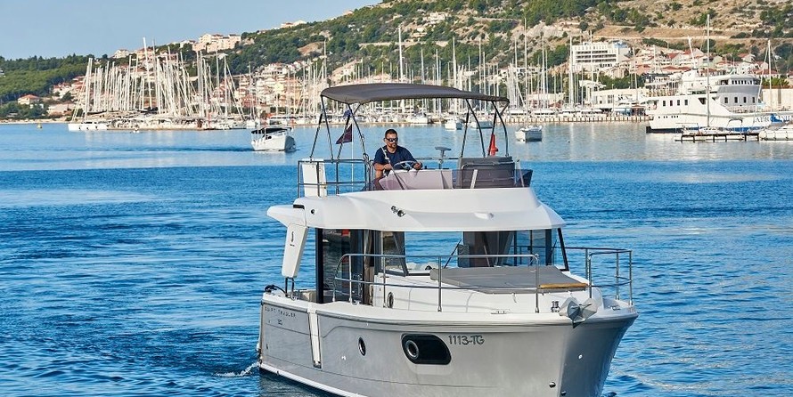 Beneteau Swift Trawler 30