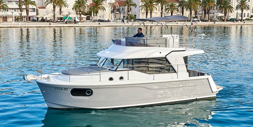 Beneteau Swift Trawler 30