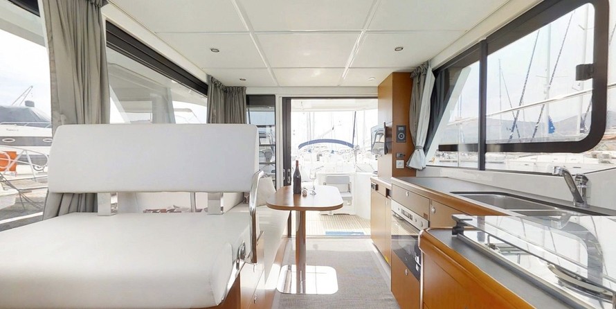Beneteau Swift Trawler 30