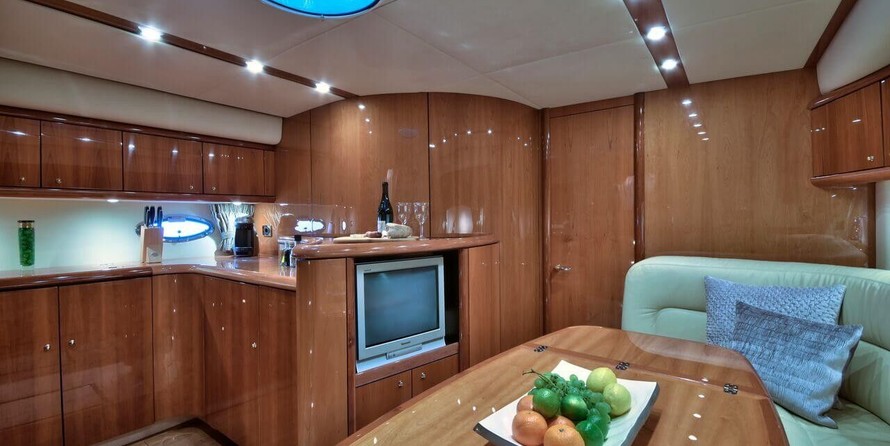 Sunseeker Camargue 50