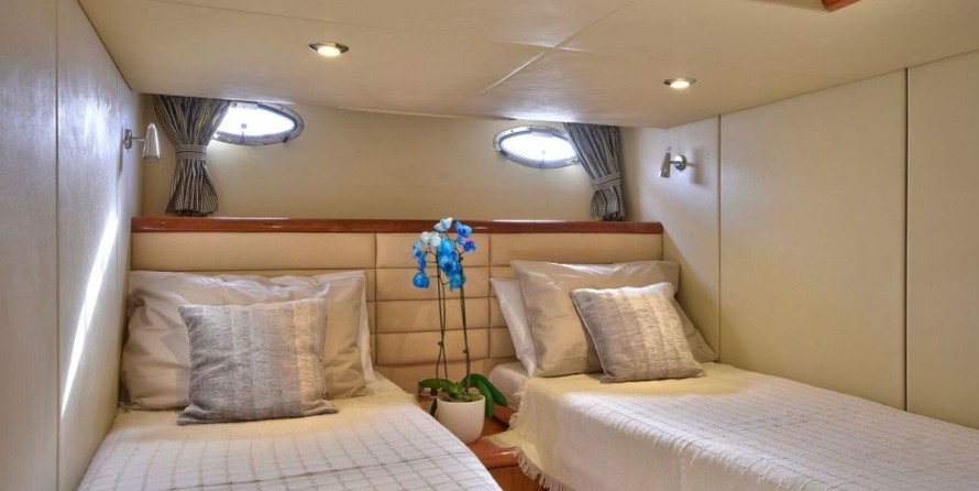 Sunseeker Camargue 50