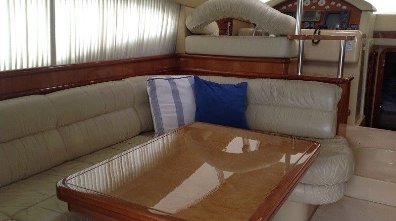 Ferretti 460