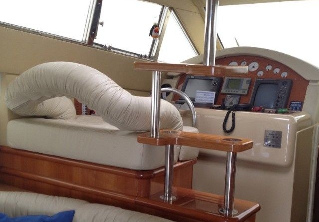Ferretti 460