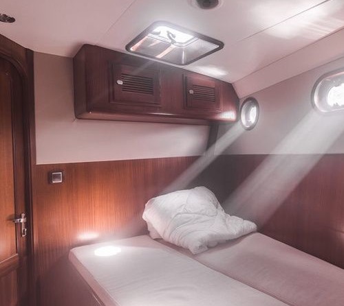 Custom built under lloyds class 100a1 nordia 61 ketch