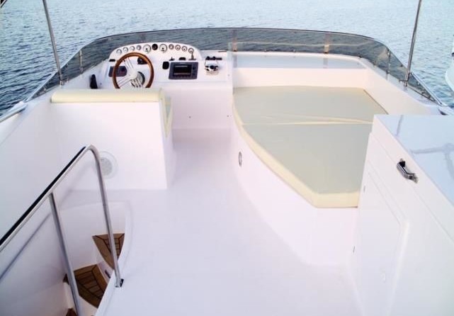 Gulf Craft Majesty 44